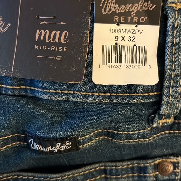 WOMENS WRANGLER RETRO MAE BOOT CUT JEAN: Vivianna 30 x 32 - Picture 10 of 11